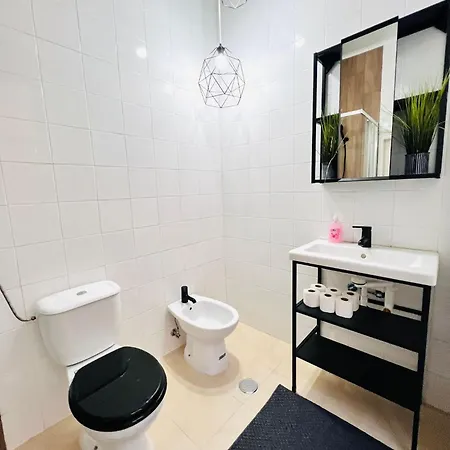 Hostel Luxury In The Centre Of Lisbon, Alfama