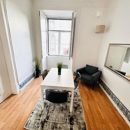 Luxury In The Centre Of Lisbon, Alfama Хостел Лиссабон