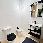 Hostel Luxury In The Centre Of Lisbon, Alfama